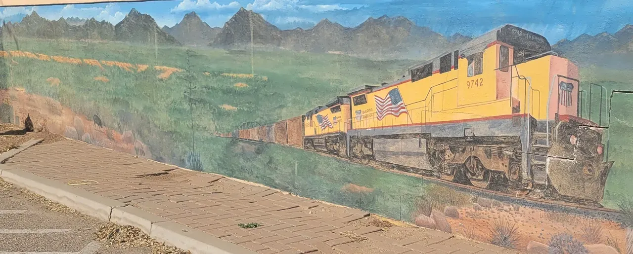 Benson, Arizona murals, union pacific freight train, things to do