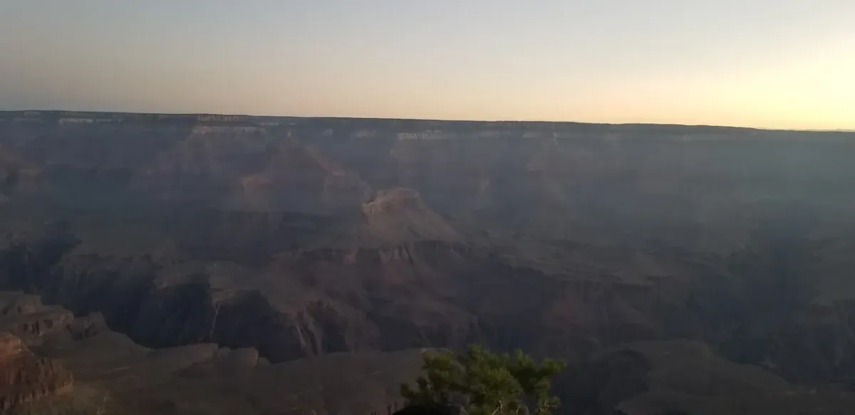 Night Drive to Watch the Sunrise at the Grand Canyon