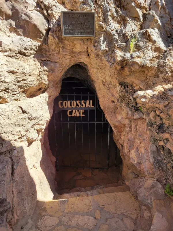 Exploring Colossal Cave