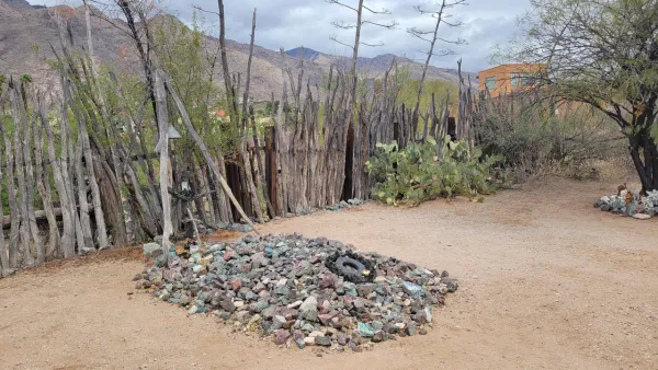 DeGrazia Gallery in the Sun